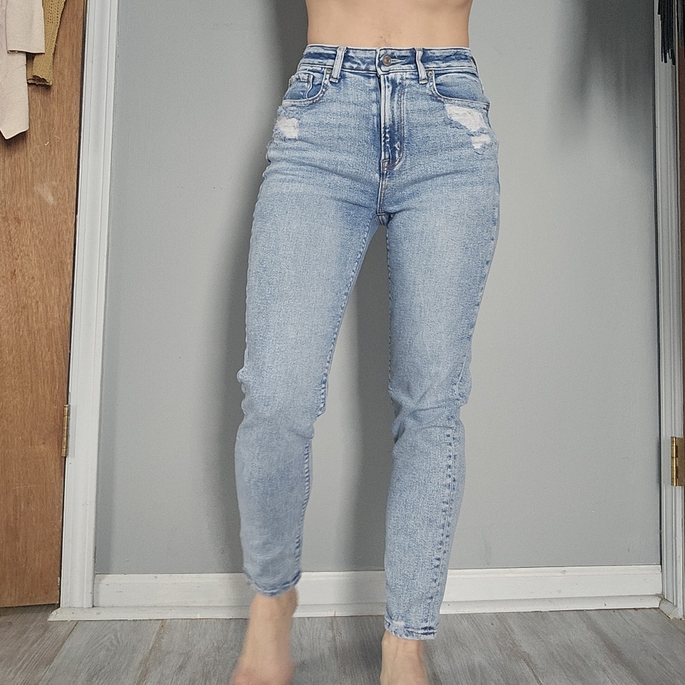 Women's American Eagle Mom Jeans Y2K